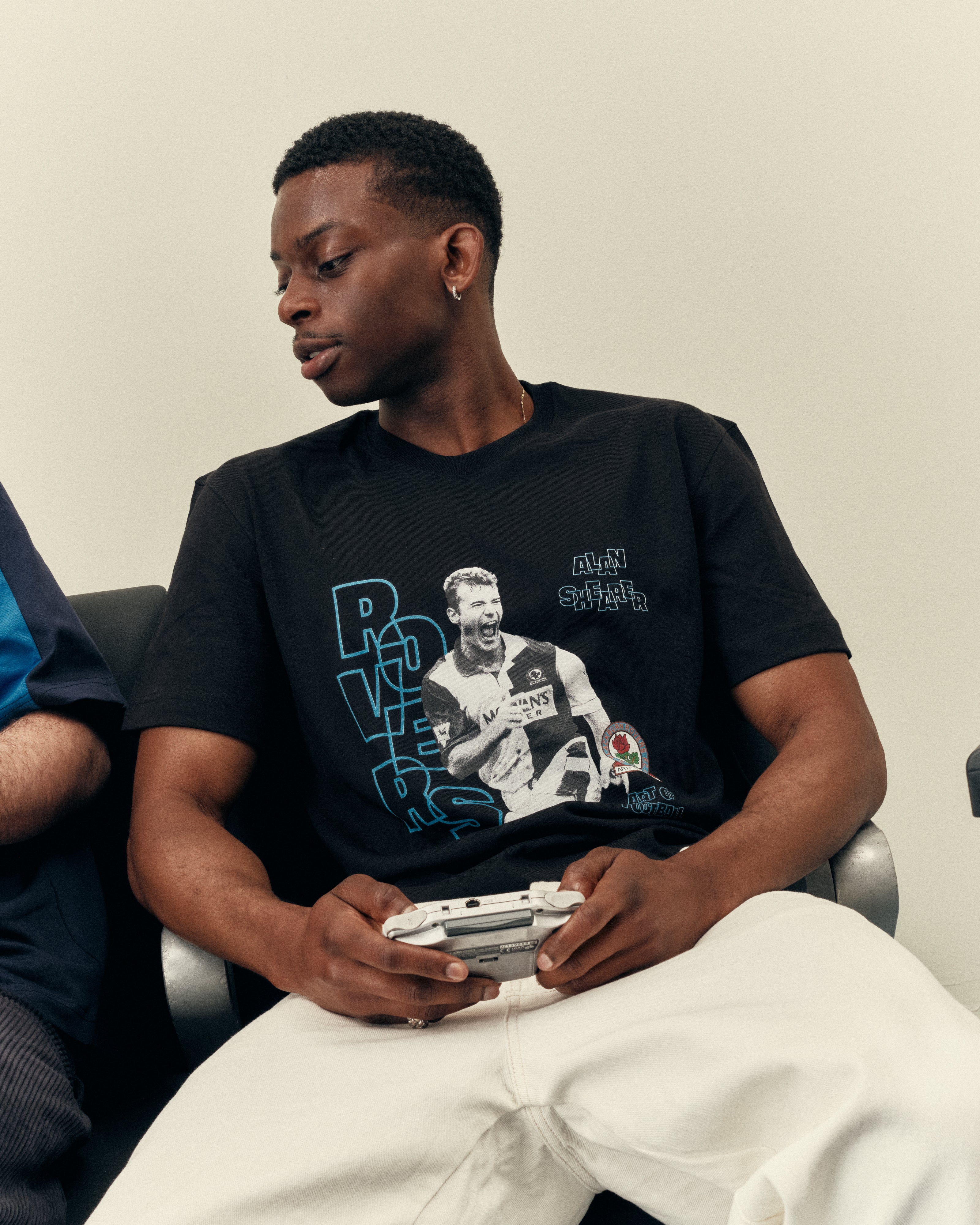 ART OF Blackburn Rovers Shearer | BRFC Black Graphic Football T-shirt